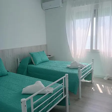 Montecarlo אלקנאר